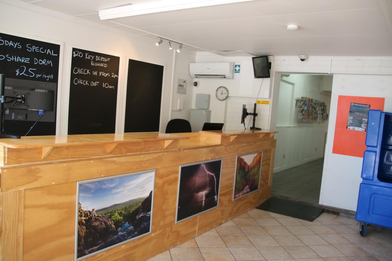 Crocodilly Inn Darwin Bagian luar foto